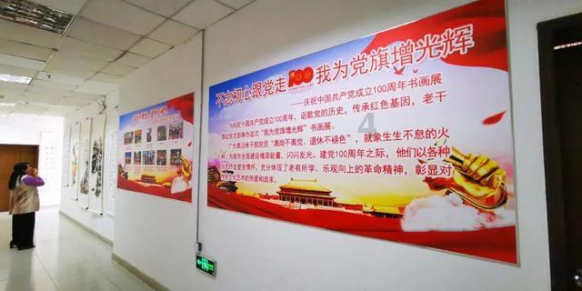 刘备狂按喇叭提醒货车着火,路遇车辆起火,该如何正确处理呢?-高效便捷的有问必答平台